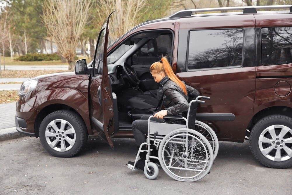 Cadeirante Dirigindo Fiat Dobló